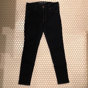 Dark wash skinny jean